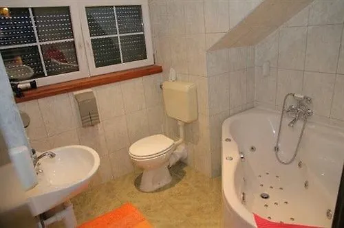 XIV Century Rooms Kaštela