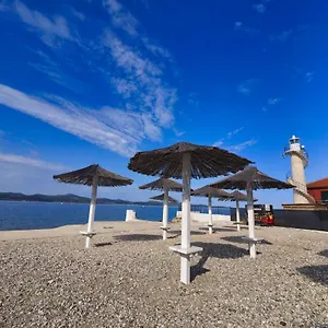 Beach Paradise , Zara Croazia